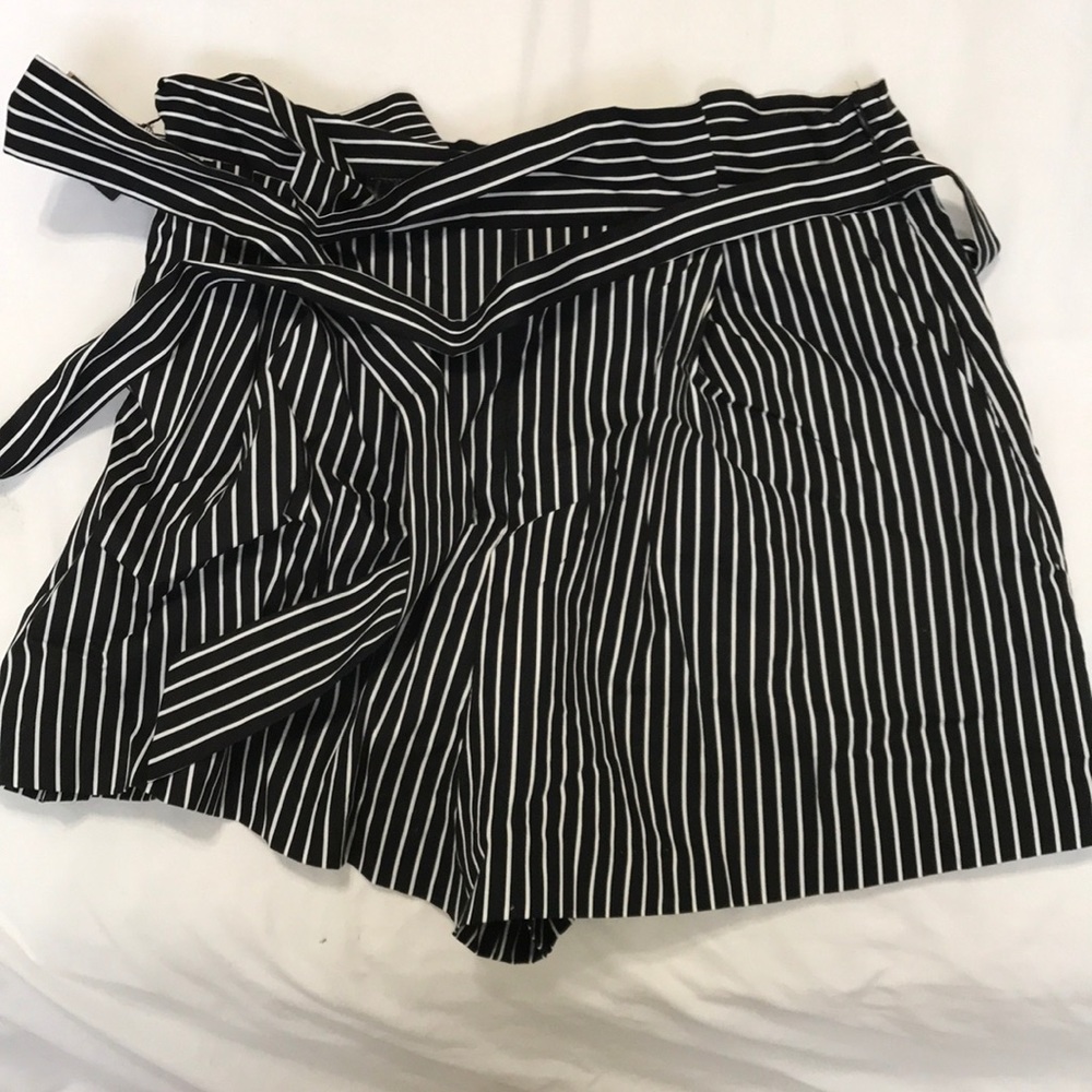 Pin stripe shorts that tie in the front!!